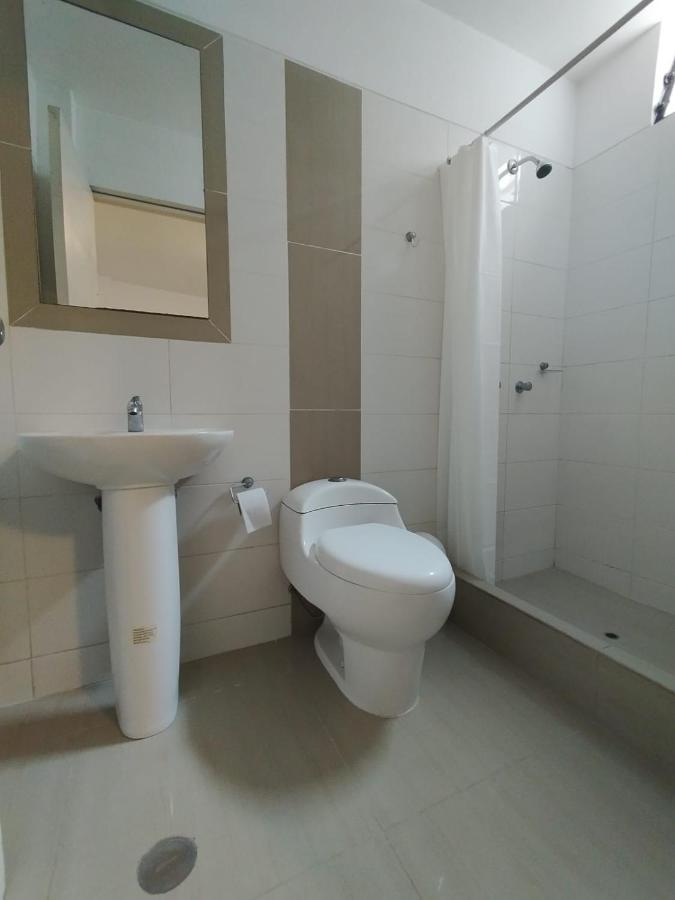 Sgh Paracas Hospedaje מראה חיצוני תמונה