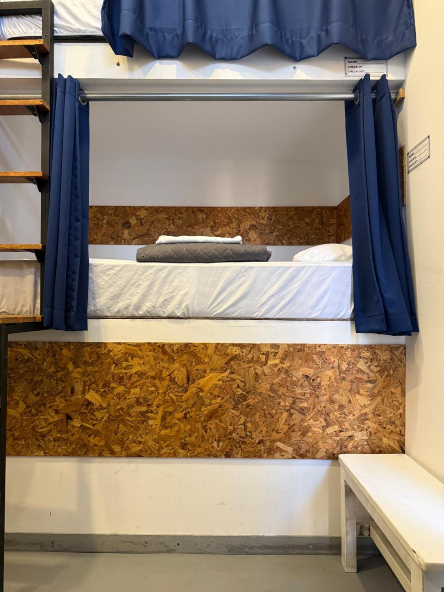 Sgh Paracas Hospedaje מראה חיצוני תמונה